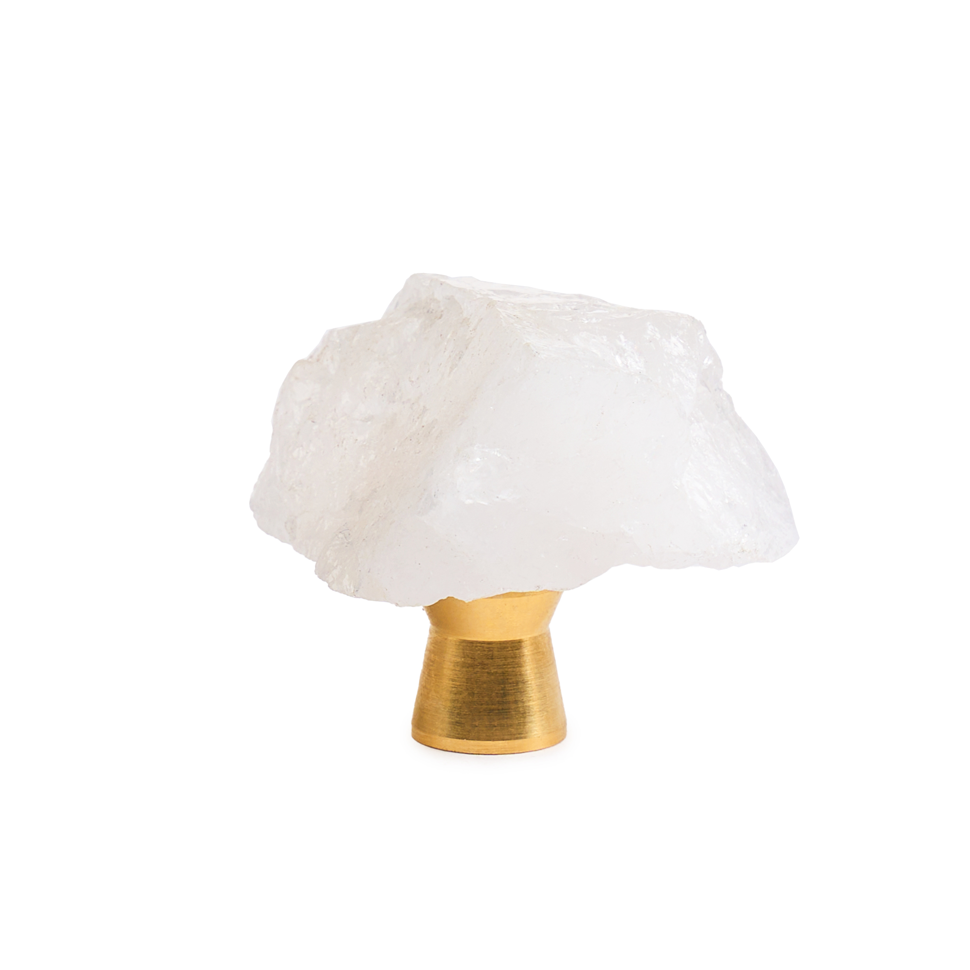 Maner mobilier tip buton onuvio™ din cristal natural și piatră semiprețioasă cu bază din alamă - design unic hand-made, model m03 - alb