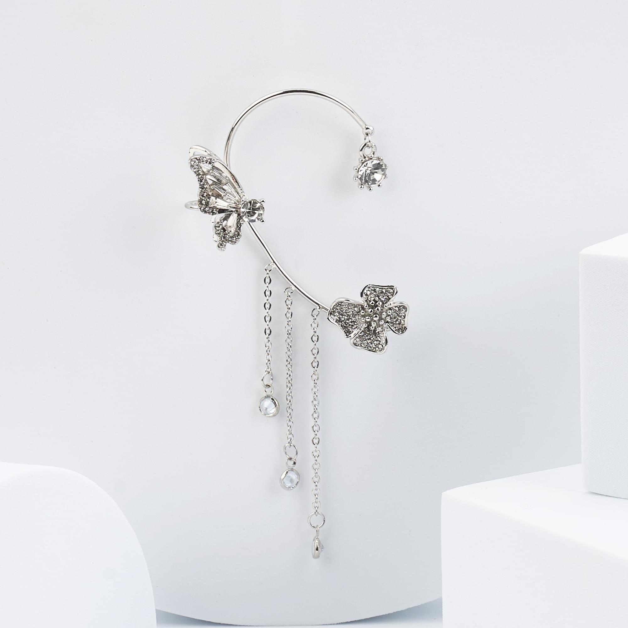 Cercel pentru toata urechea, elegant, tip ear cuff, fluturi cu ciucuri placati cu zirconiu ec5, onuvio®, argintiu - urechea dreapta