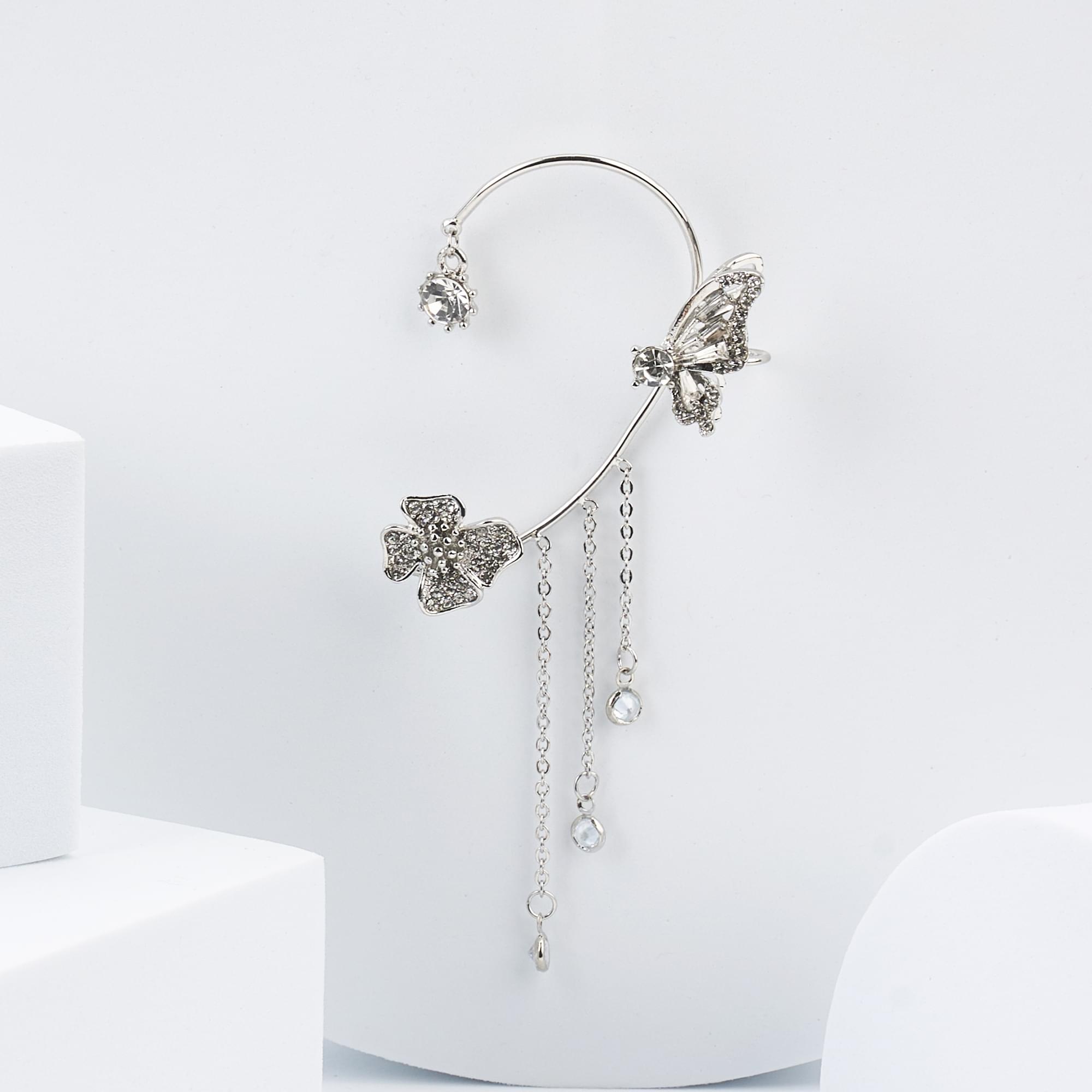 Cercel pentru toata urechea, elegant, tip ear cuff, fluturi cu ciucuri placati cu zirconiu ec5, onuvio®, argintiu - urechea stanga