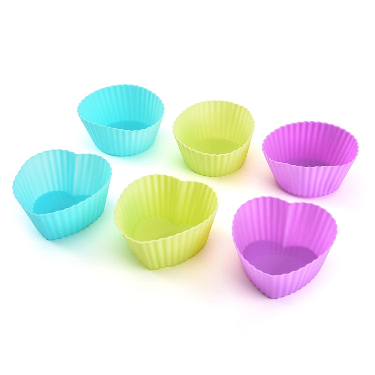 Set platou rotativ pentru patiserie/cofetarie 110 piese, duze pentru ornat si taietor blat, onuvio™ gea