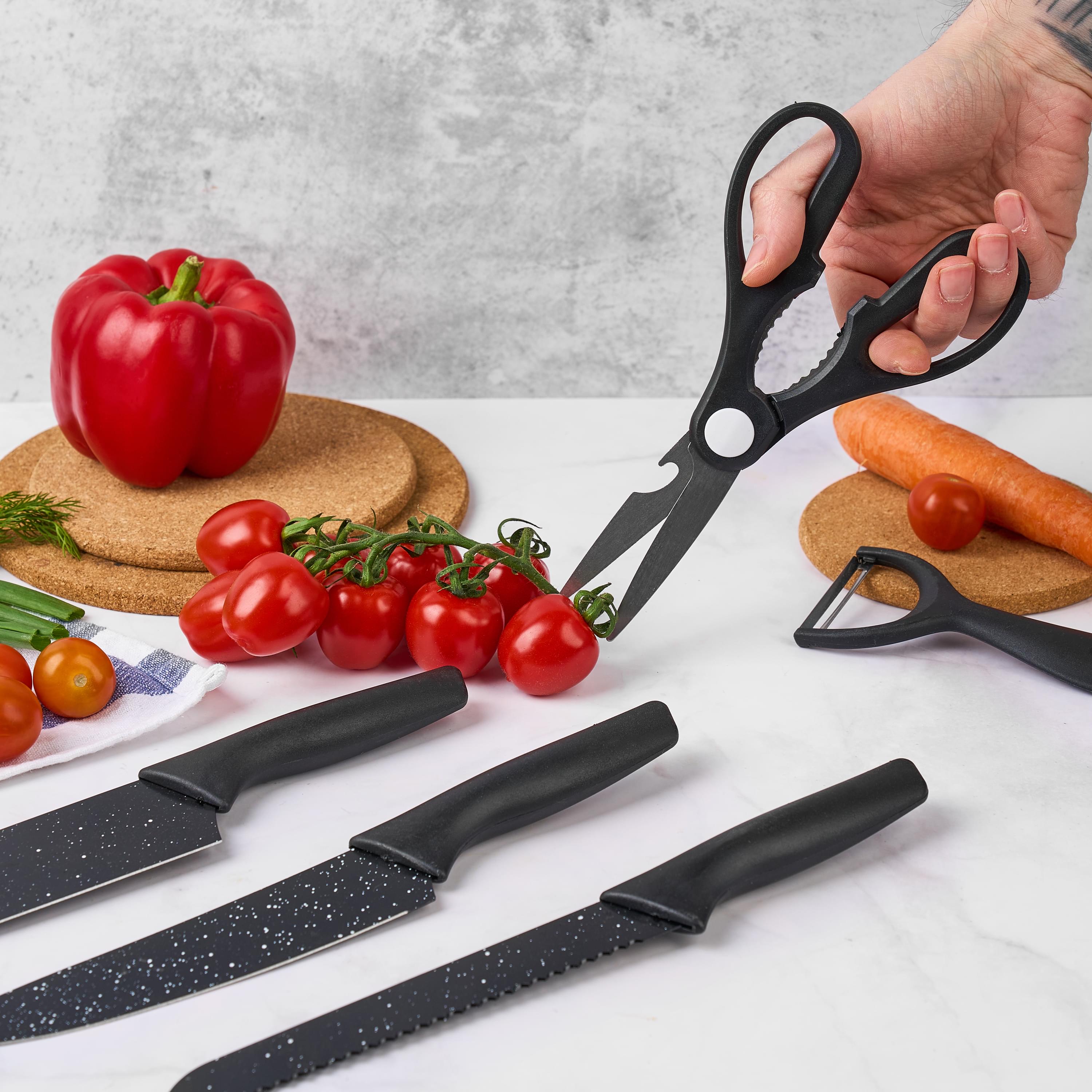 Set cutite onuvio, 6 piese - cuțit de chef, cuțit de pâine, satăr, ustensilă pentru decojit, foarfecă alimentară, cutit pentru fructe și legume, aliaj 3cr13 anticoroziv, colorate și cu strat protector antiaderent - negru