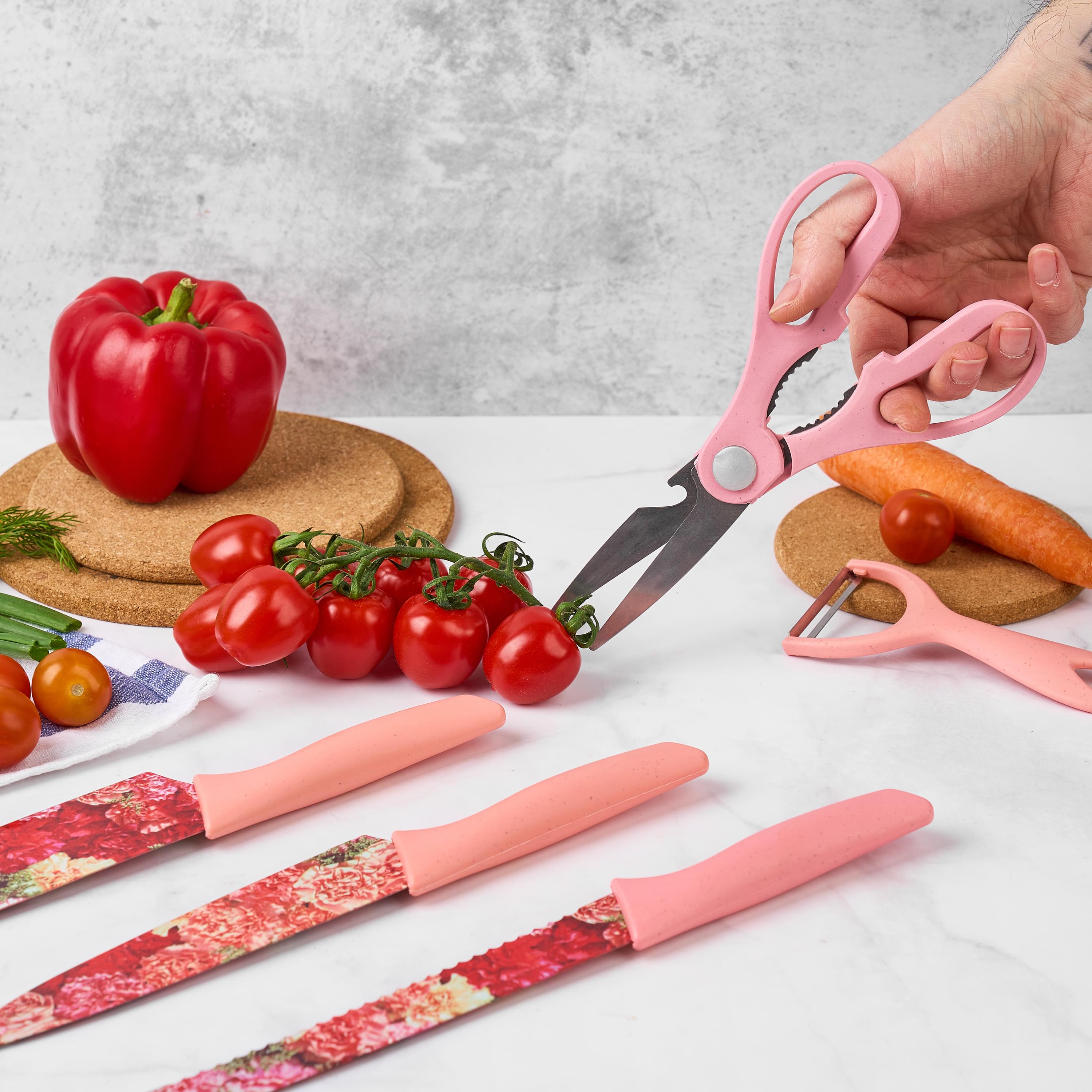 Set cutite onuvio, 6 piese - cuțit de chef, cuțit de pâine, satăr, ustensilă pentru decojit, foarfecă alimentară, cutit pentru fructe și legume, aliaj 3cr13 anticoroziv, colorate și cu strat protector antiaderent - roz