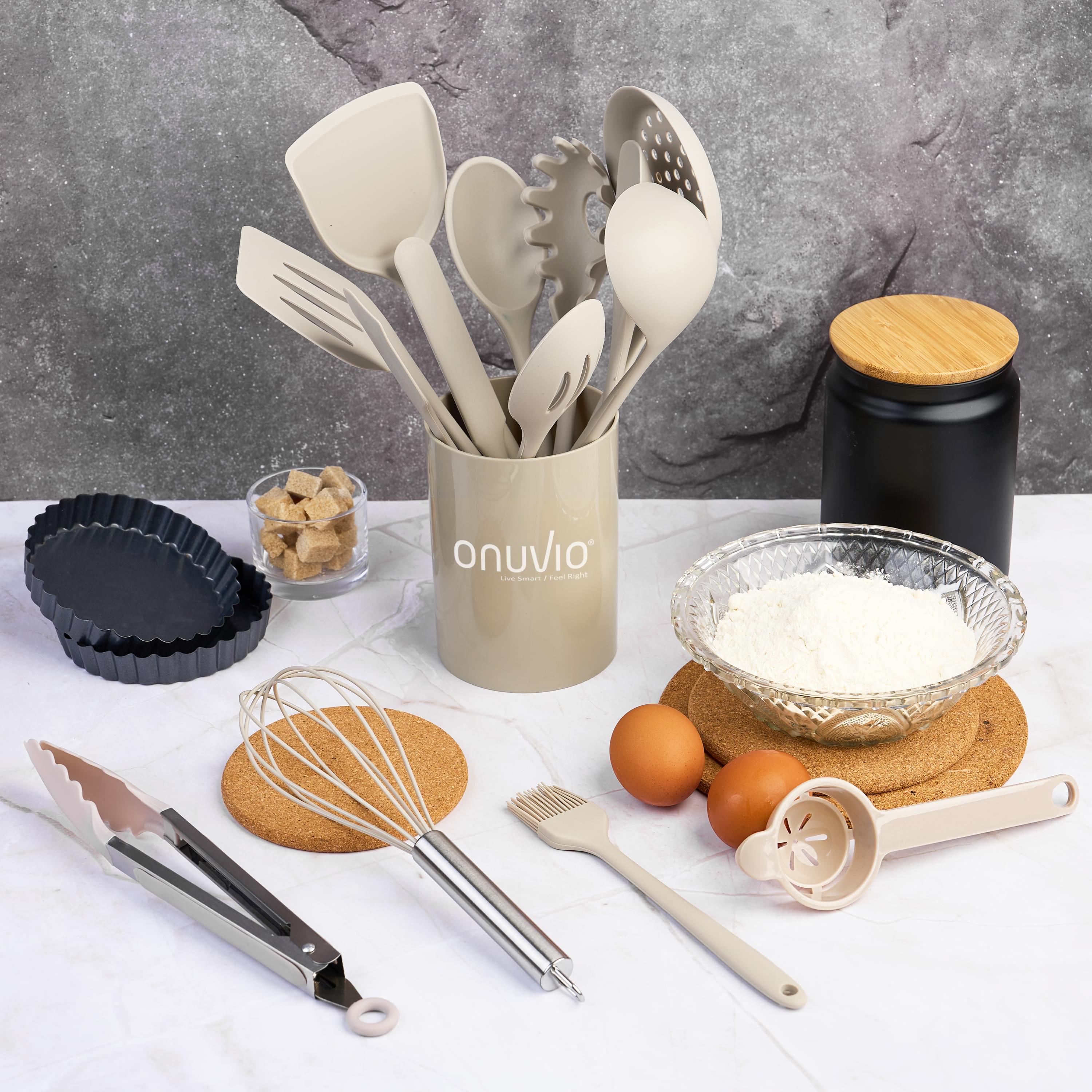Set 15 ustensile bucătărie onuvio® din silicon alimentar premium, 920g, cu suport – spatule, linguri, polonic, clește, tel, fără bpa, antiaderente, compatibile mașina de spălat vase - kakhi