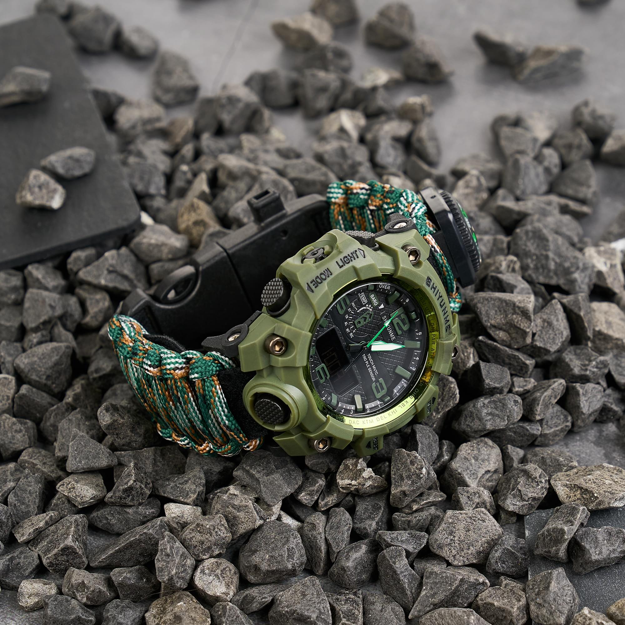 Ceas tactic supravietuire multifunctional, dual time, analogic si digital, cordelina, cremene, fierastrau, busola, onuvio® - wood camo