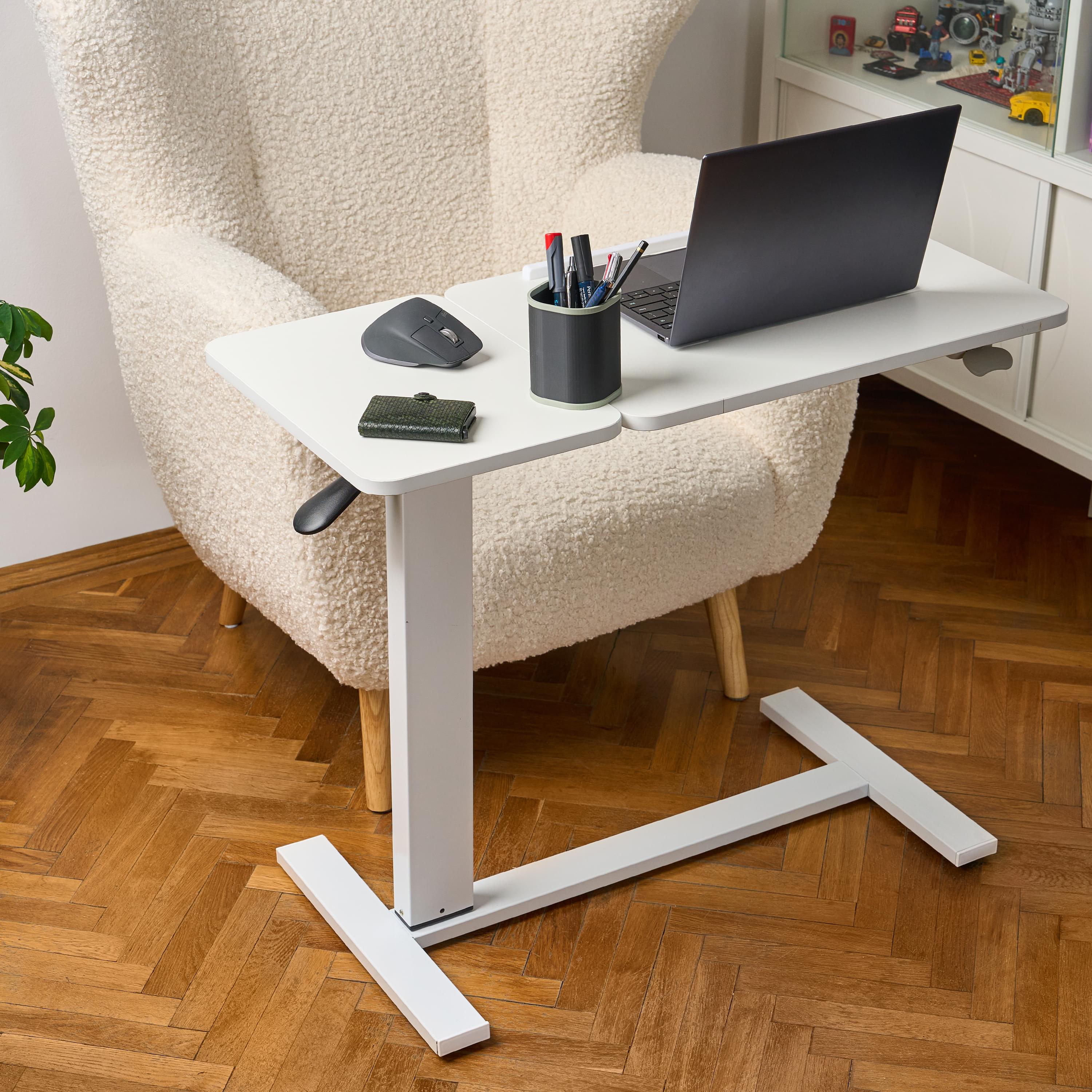 Masa reglabila pe inaltime cu lift pneumatic, blat 80x40 cm in 2 parti (inclinabil + rabatabil pentru depozitare), cu roti, 66–90 cm, baza tip „c” pentru pat/canapea, onuvio® - alb