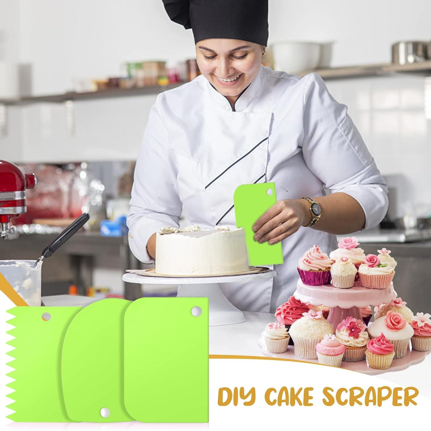 Set seringa de ornat profesionala din otel inoxidabil 304 onuvio® – pentru decorare torturi, prajituri si briose, 6 duze + 2 cuplaje, 3 spatule/raclete, perie curatare - galben