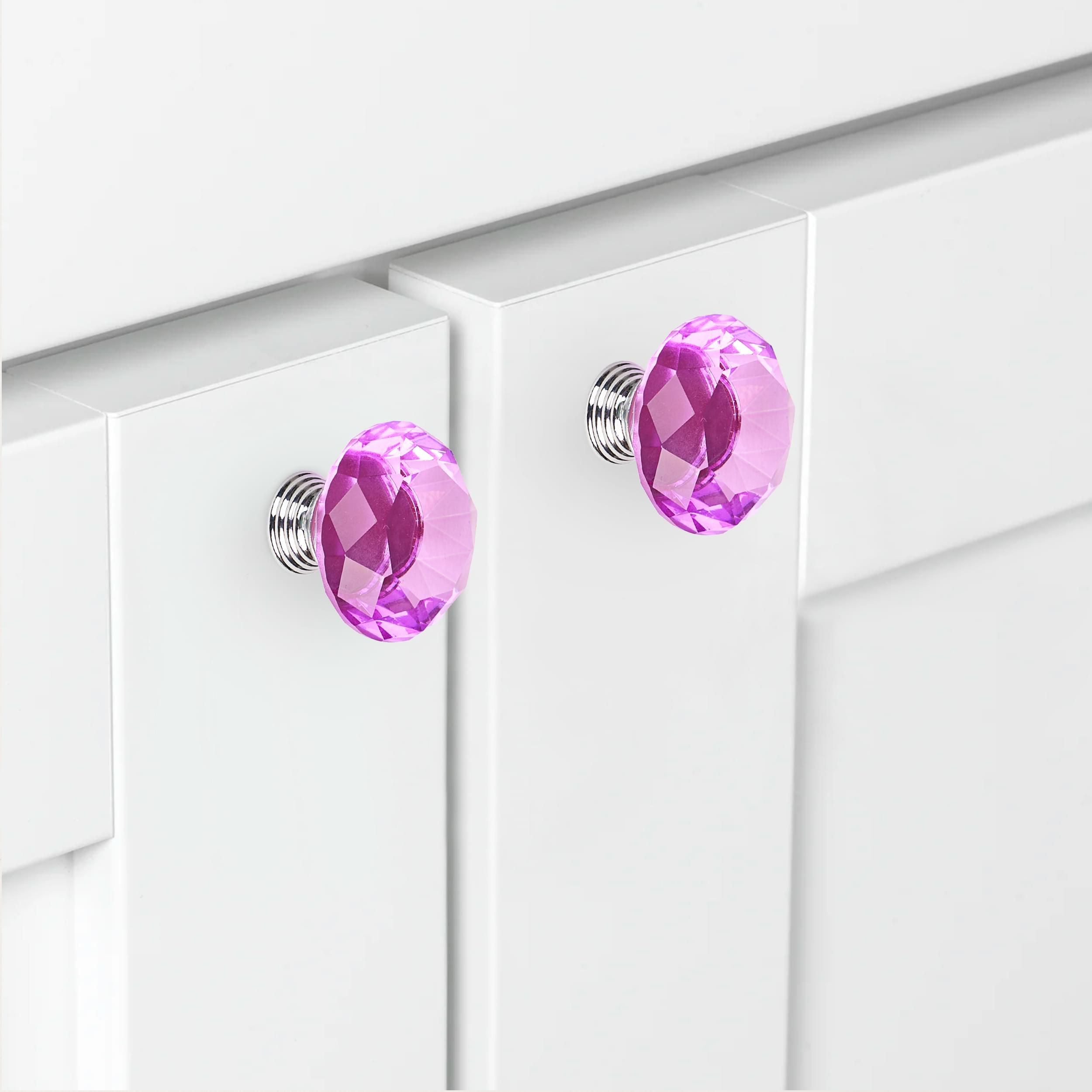Buton maner mobilier onuvio™, forma diamant, diamond cut luxury, cristal k9, diametru 40mm, baza aliaj zinc aluminiu - mov