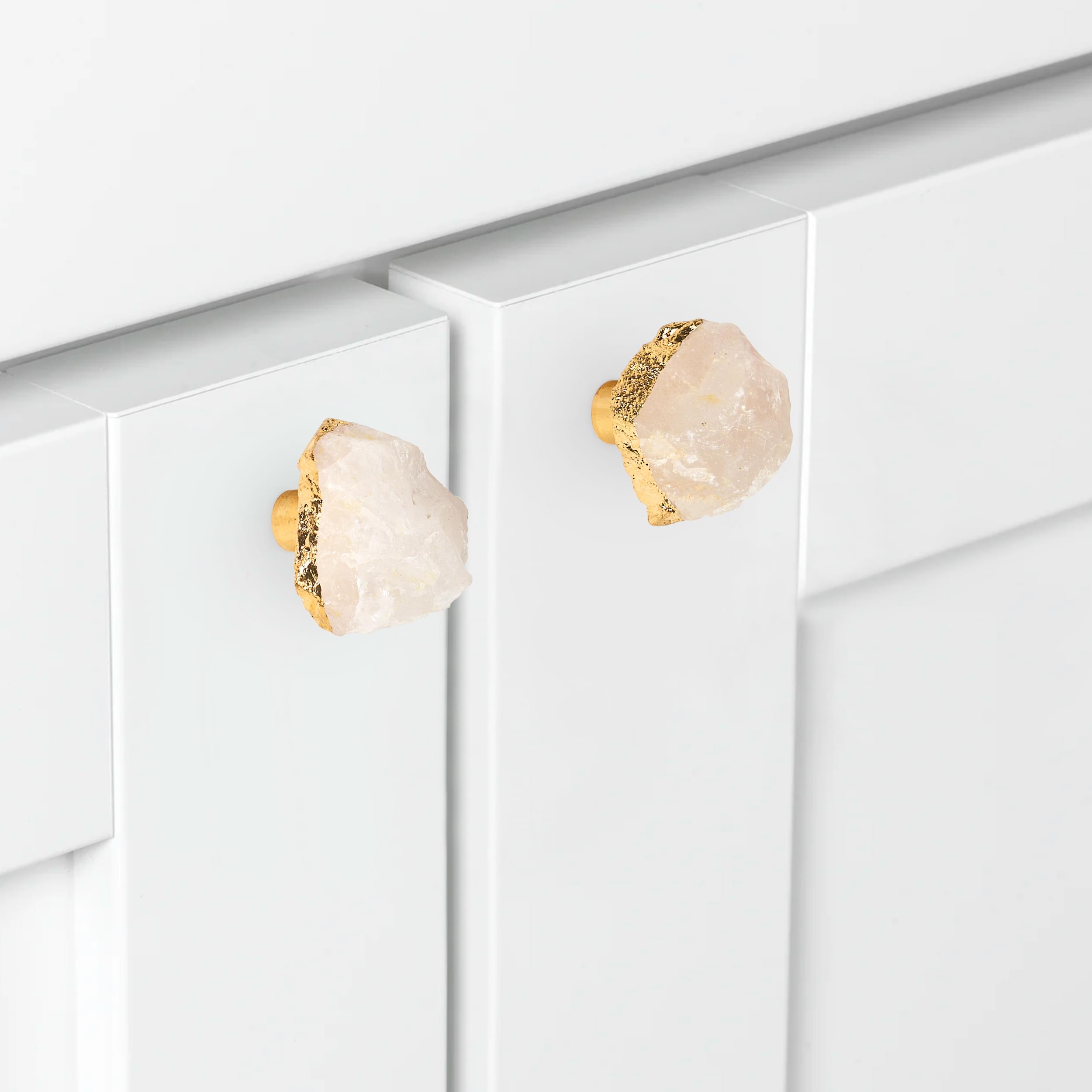 Maner tip buton,  din cristal natural, hand-made din piatra semipretioasa cu insertii aurii, modele unicate, onuvio™ - alb