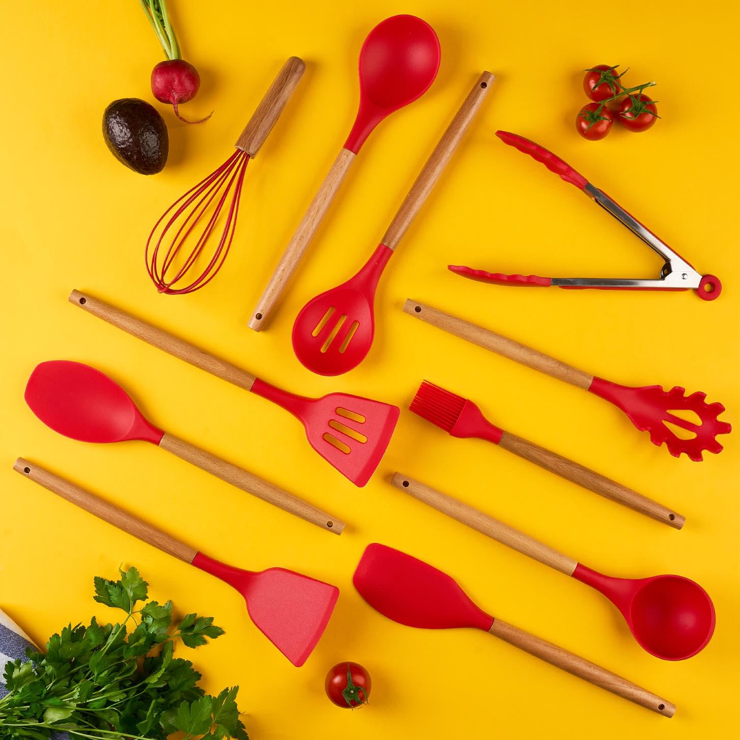 Set ustensile bucatarie 12 piese marime mare xl 1050g, lemn si silicon alimentar, termorezistente, antiaderente, suport blat,  onuvio™ daria - rosu