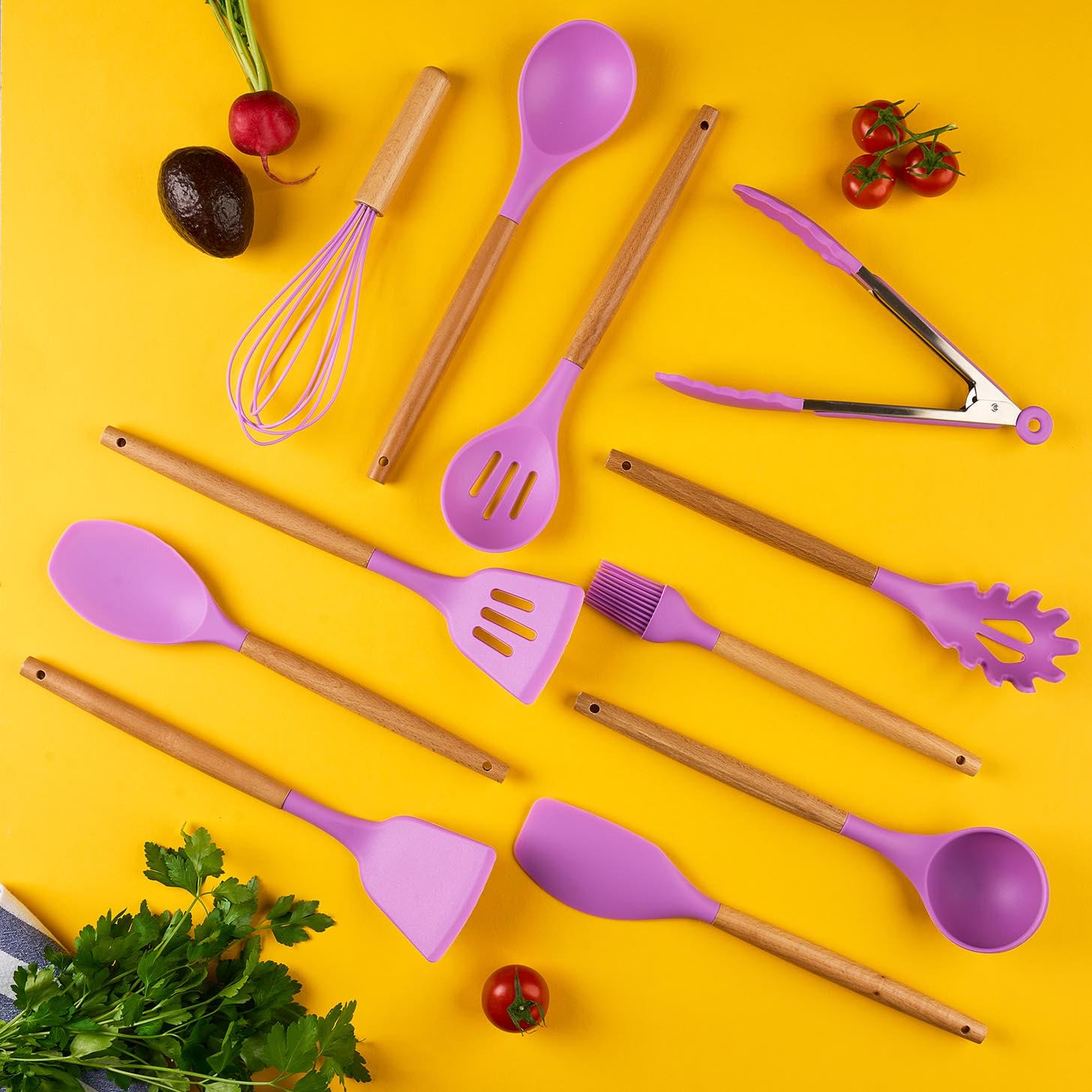 Set ustensile bucatarie 12 piese lemn si silicon alimentar, termorezistente, antiaderente, suport blat,  onuvio™ daria - mov