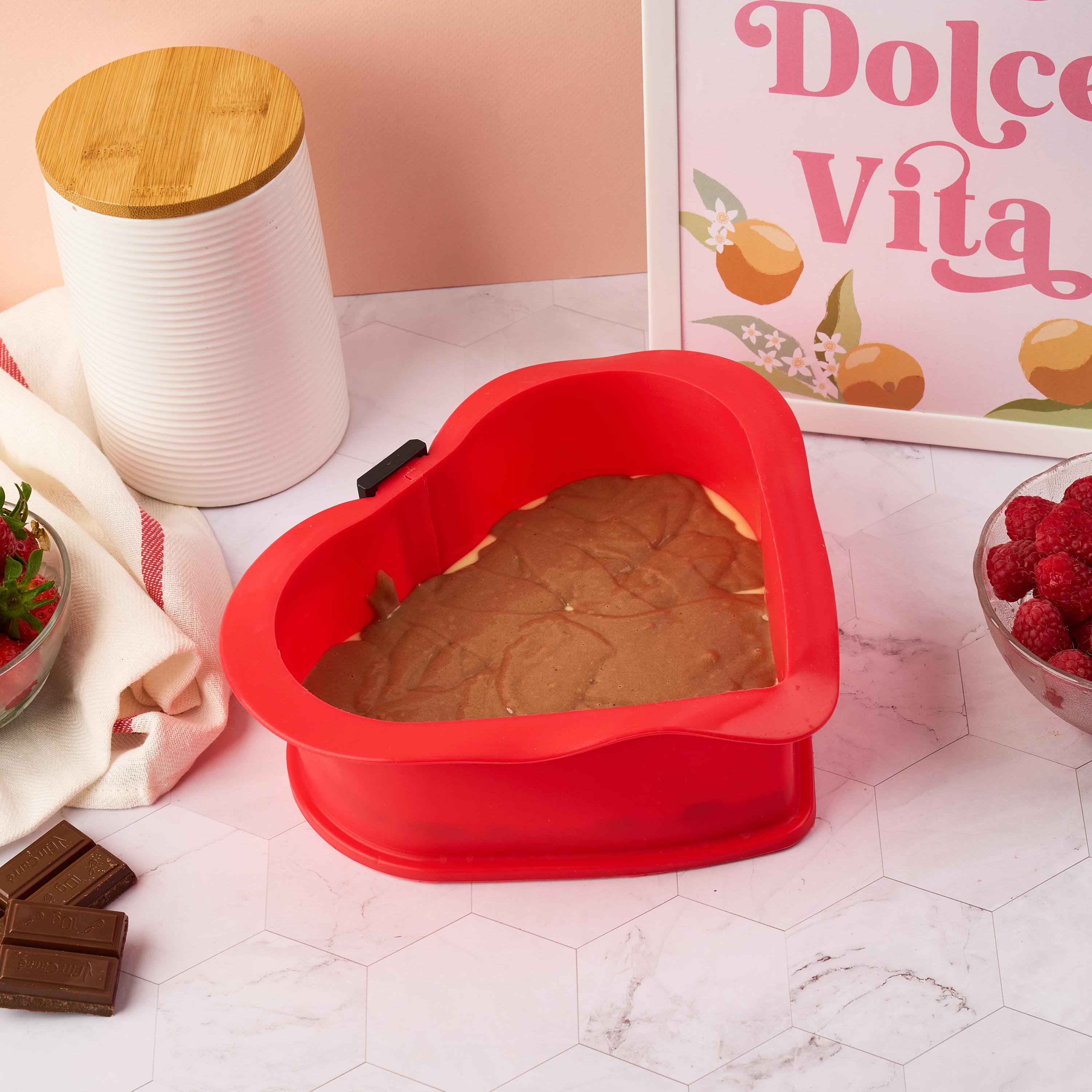Forma silicon cu fund din sticla temperata pentru prajituri, blat, chec, cozonac, onuvio® - inima